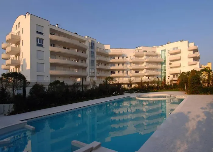 Residence Stej Palace- Solo Per Famiglie- Walterigato Apartments