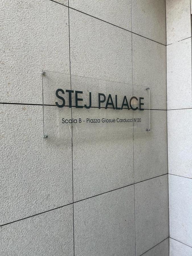 Stej Palace- Solo Per Famiglie- Walterigato Apartment *